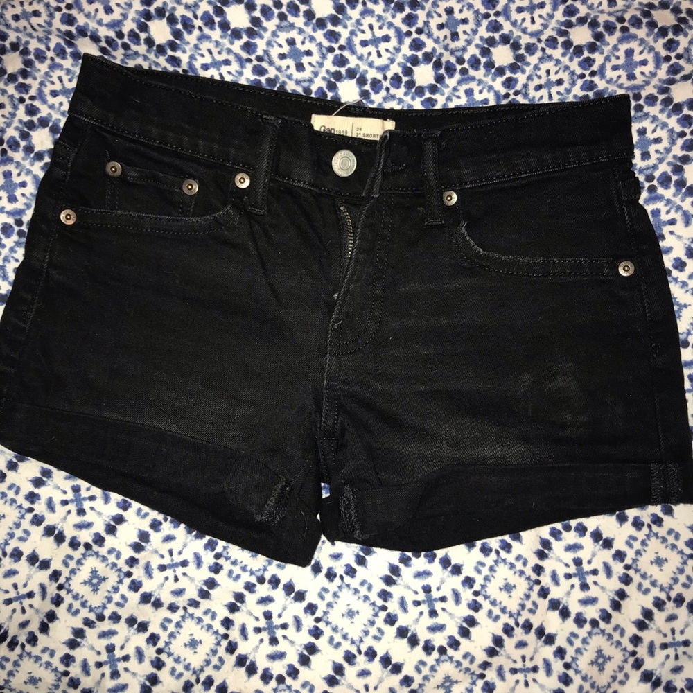 Gap Black Shorts